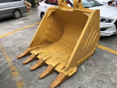 1.6方礦山型挖鬥（dòu）